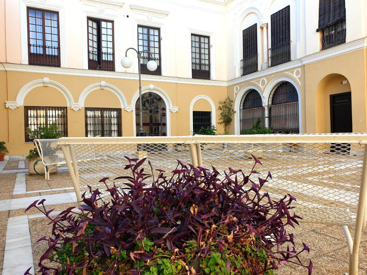 Sherryflat Palacio - Parking Jerez de la Frontera Exterior foto